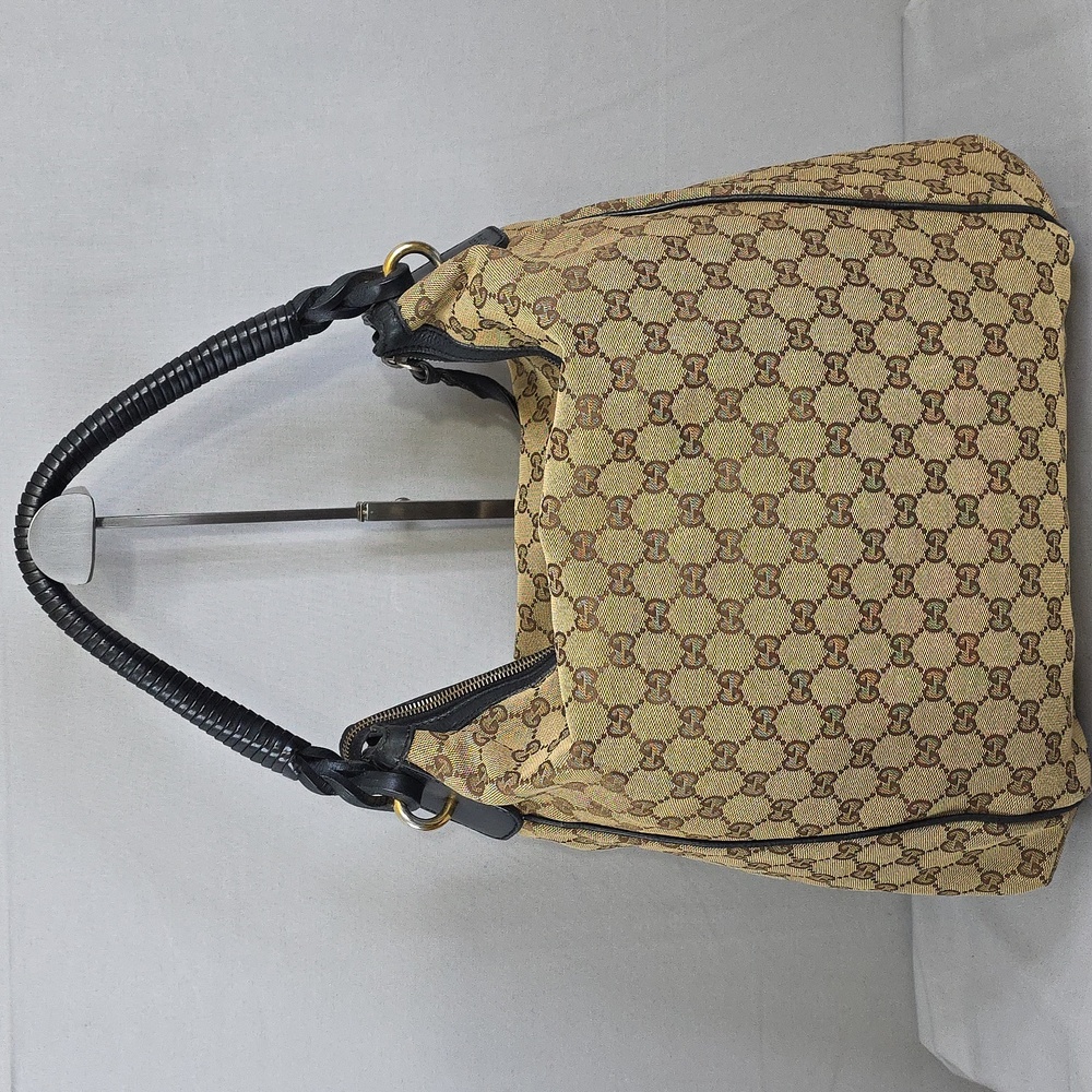 Gucci Tan and Black Hobo Bag - Picture 5 of 16